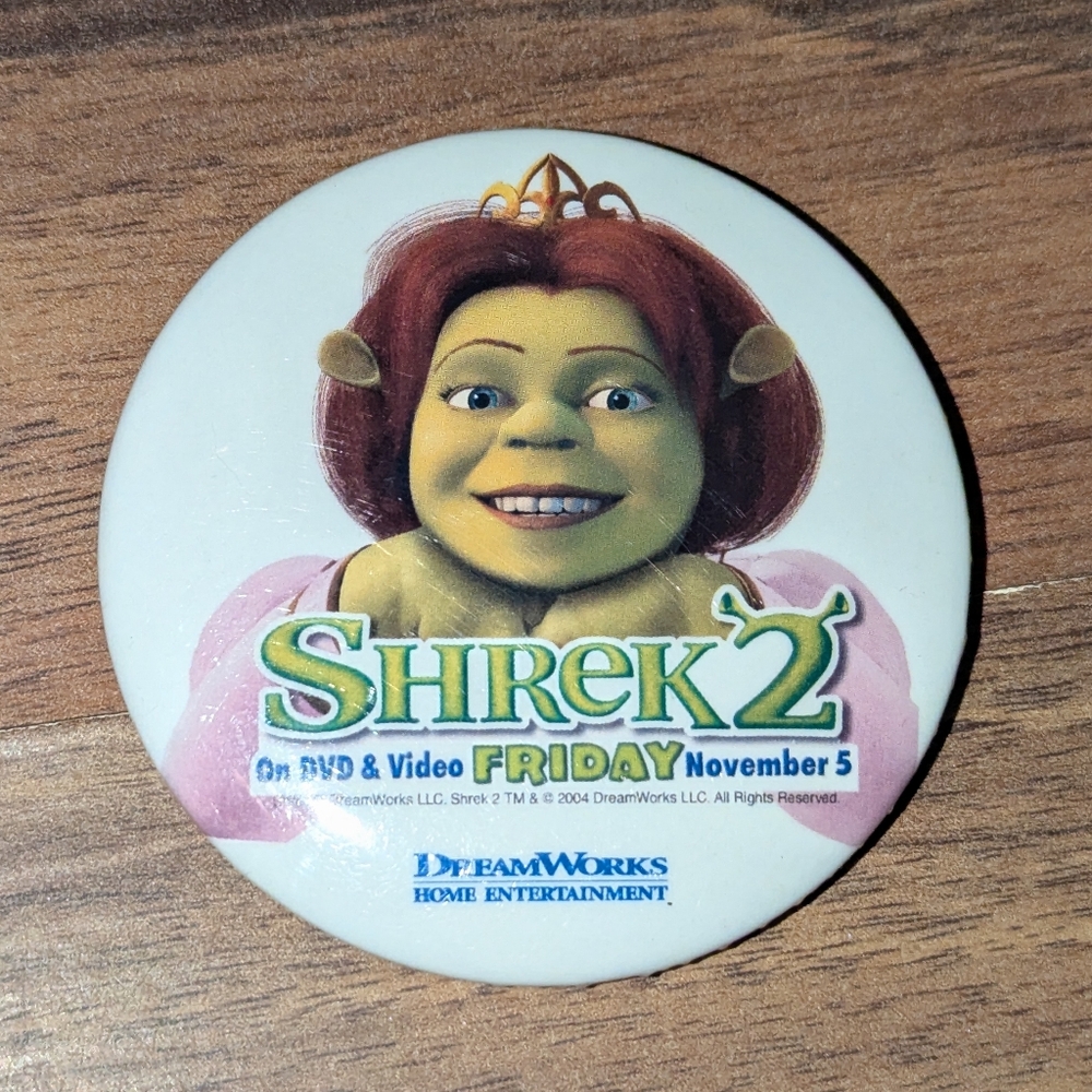 Shrek 2 Promotional Movie Pin Button Fiona